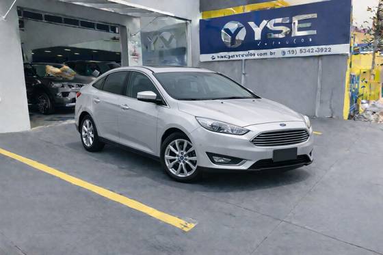 FORD FOCUS 2.0 TITANIUM FASTBACK 16V FLEX 4P POWERSHIFT